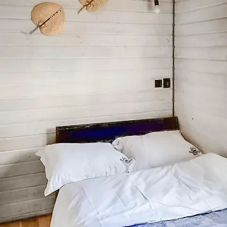 3 Bedroom Stunning In Wojcieszyce